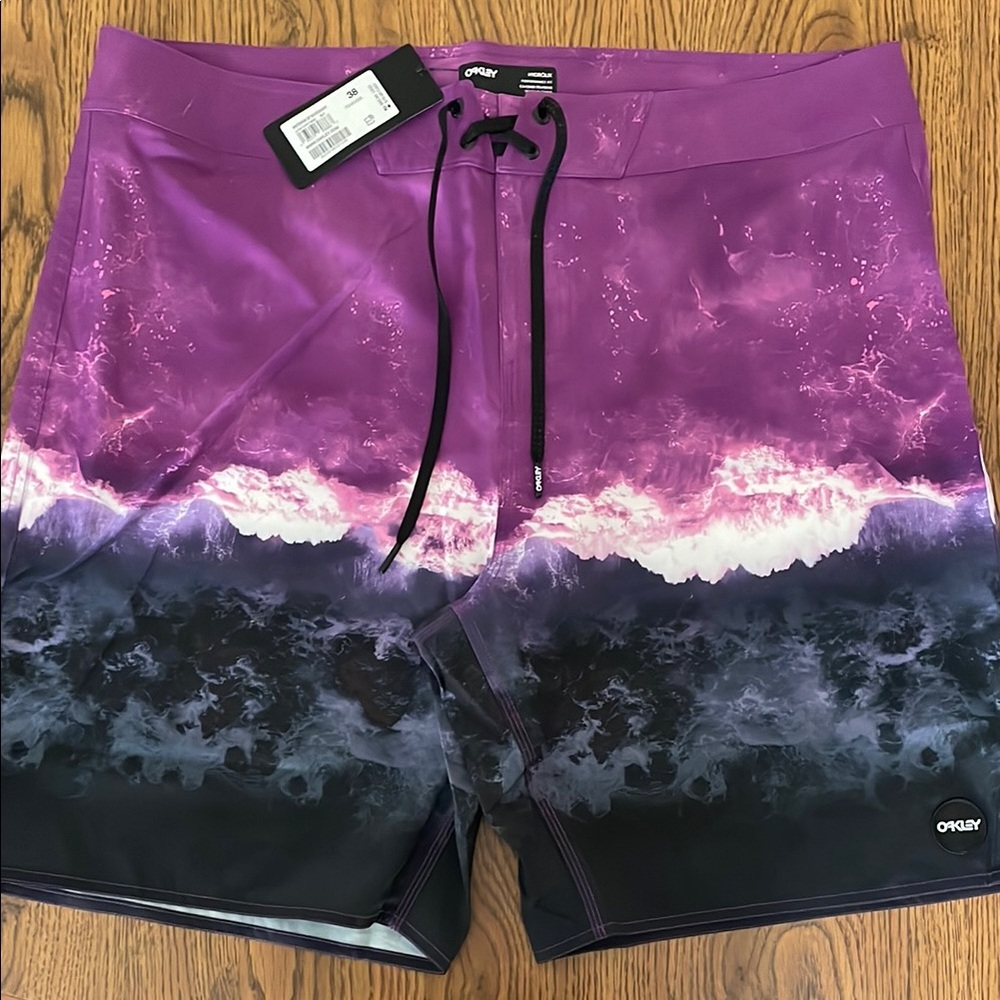 Oakley Men's Purple Boardshort